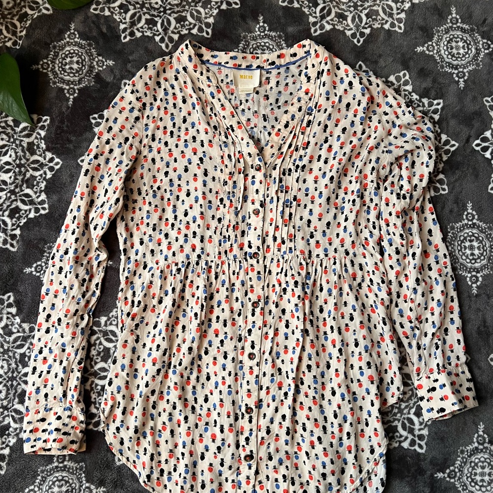 Anthropologie Maeve Calia Top Hat Pintuck V-neck blouse